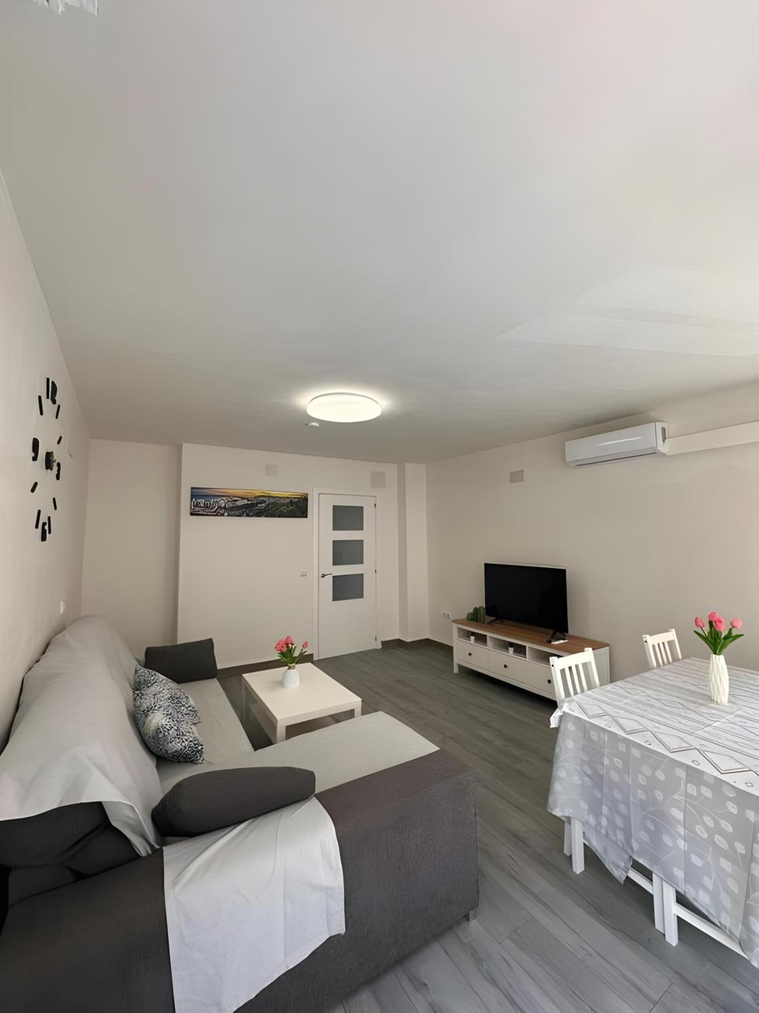 Mediterranean Breeze Malaga Ngoại thất bức ảnh