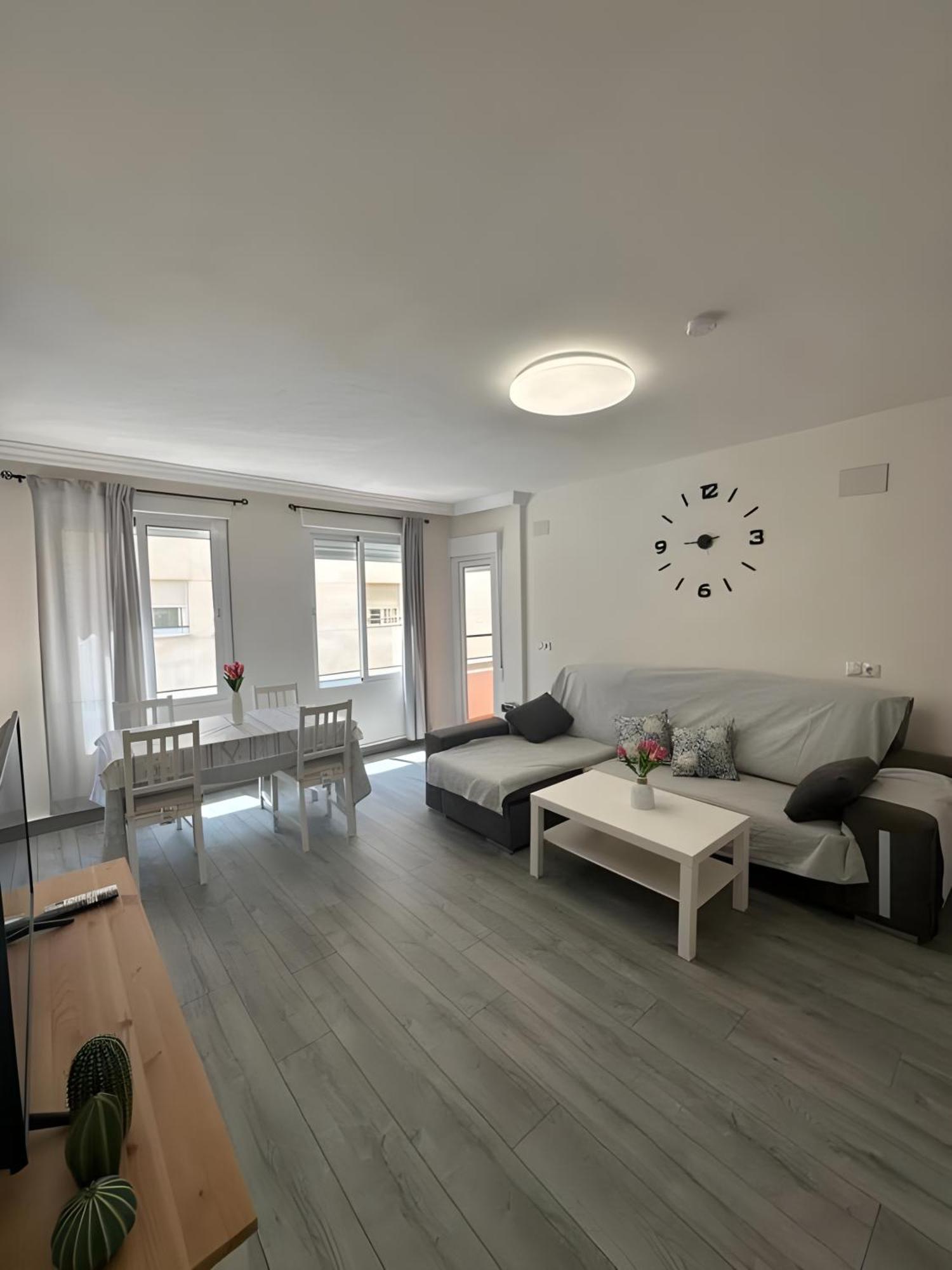 Mediterranean Breeze Malaga Ngoại thất bức ảnh