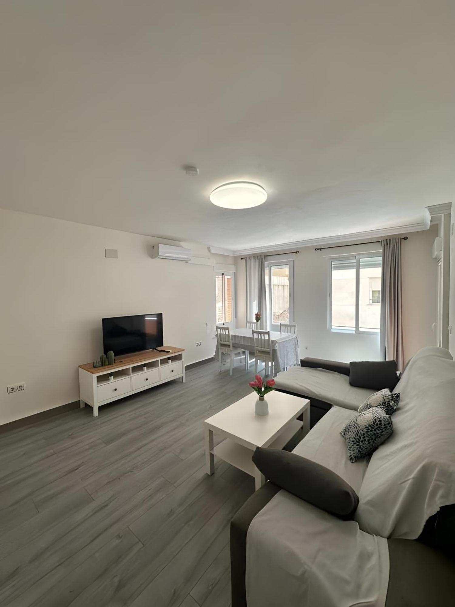 Mediterranean Breeze Malaga Ngoại thất bức ảnh